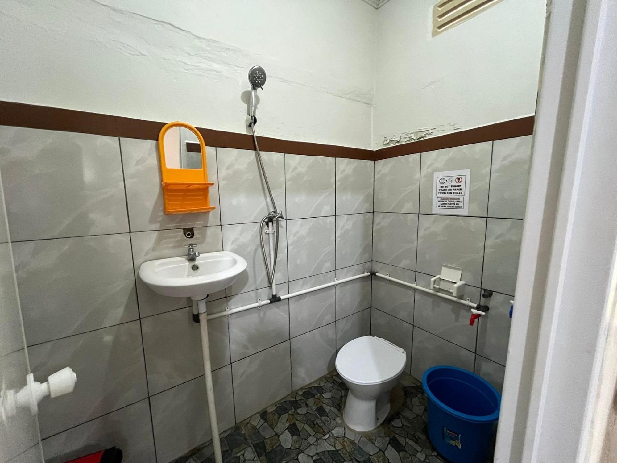 El Homestay Bunaken Ngoại thất bức ảnh