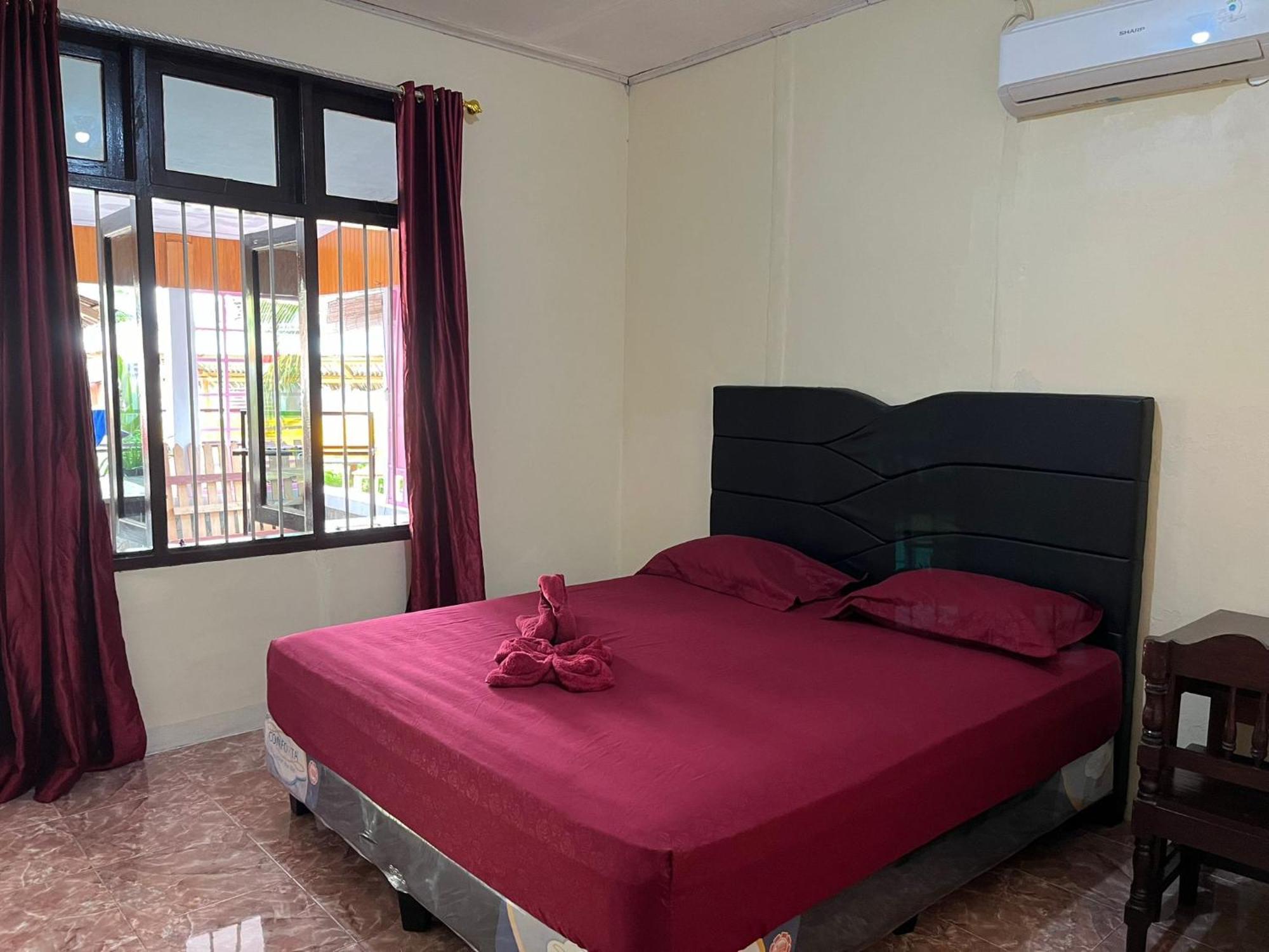El Homestay Bunaken Ngoại thất bức ảnh